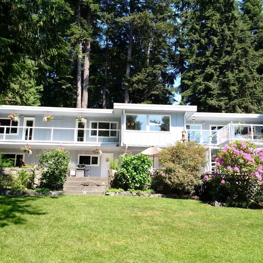 Bed and Breakfast Caprice Roberts Creek Экстерьер фото