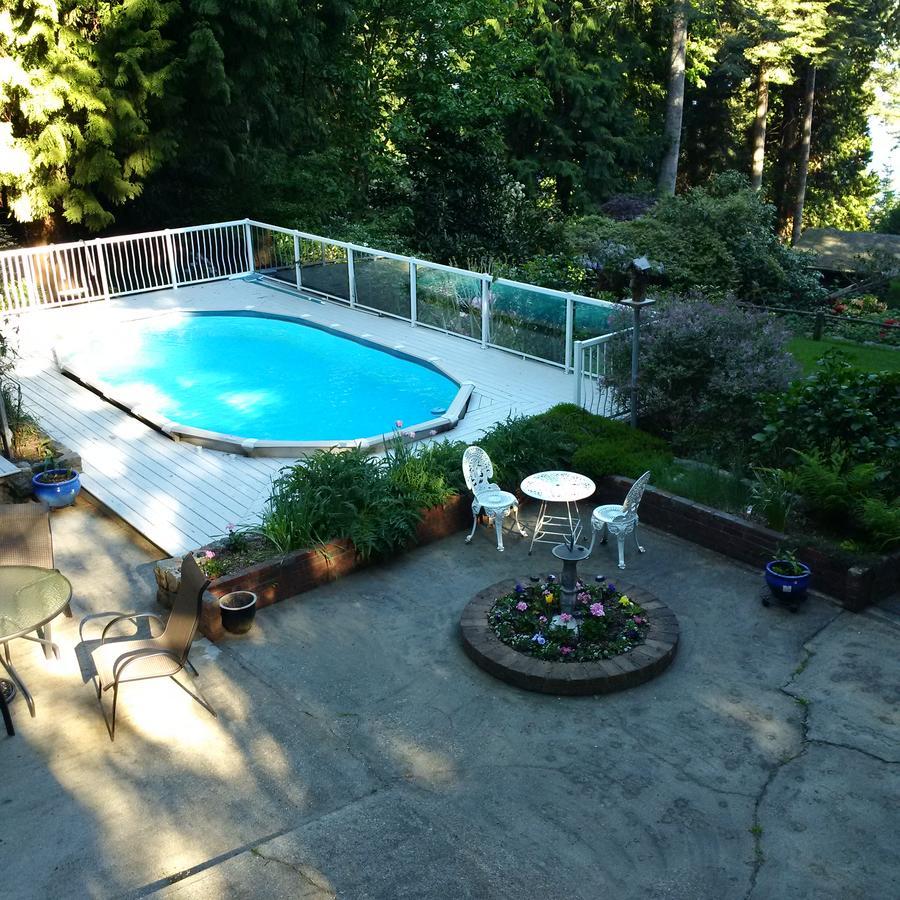 Bed and Breakfast Caprice Roberts Creek Экстерьер фото